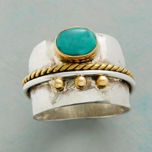 Jewelry - NWT Sz 7 Silver Turquoise Gold Ring